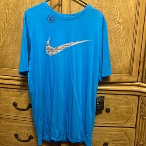 New dry fit Nike tee shirt